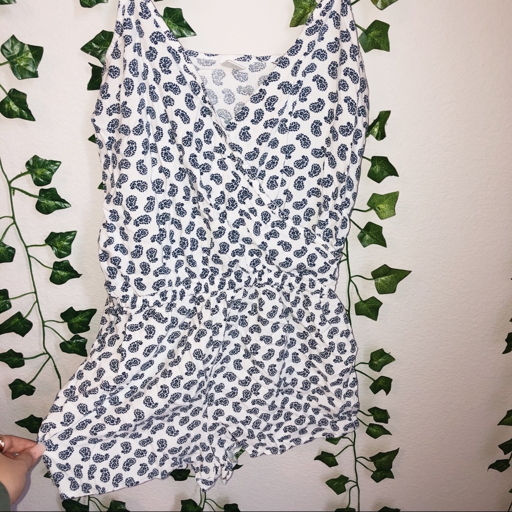 WHITE/BLUE ROMPER - Picture 2 of 2